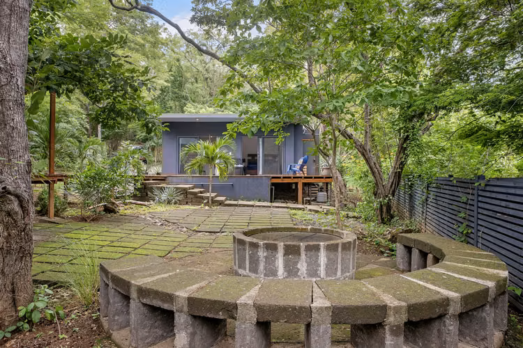 Modern 1 Bedroom Home with Pool for Sale in Santa Isabel, Nicaragua - Imagen 4
