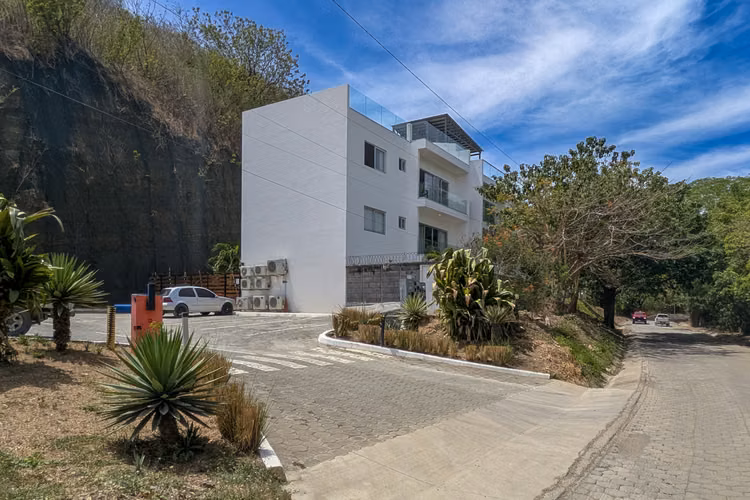 Modern 2 Bedroom Condo for Sale in San Juan del Sur   Low Maintenance Coastal Living - Imagen 2