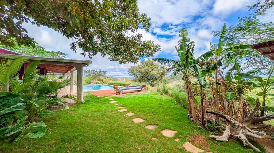 Eco Friendly Home With Pool, Guest Suite, Scenic Vistas   Equestrian Potential - Imagen 3