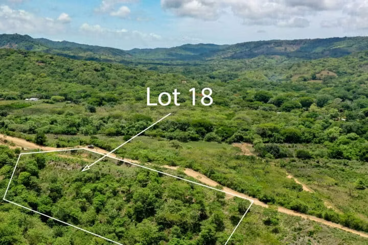 Stunning Ocean View Lot in Big Sky Ranch  A Rare Investment Opportunity - Imagen 3