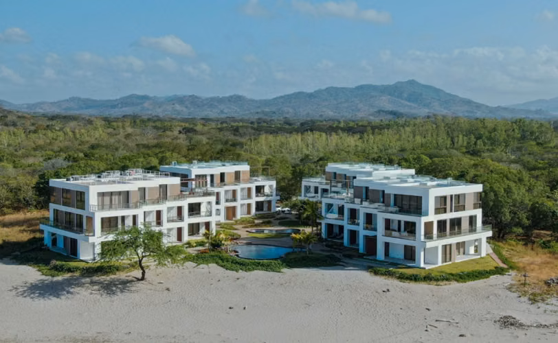 Costa Mar Beachfront Condo at Hacienda Iguana in Nicaragua - Imagen 2