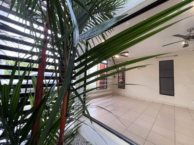 Modern 3 Bedroom Home with Internal Terrace in San Agustin   Excellent Investment Opportunity - Imagen 4