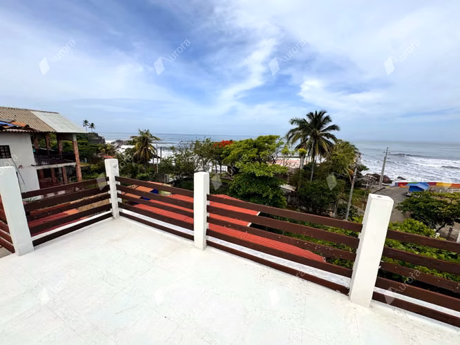 Four Story Coastal Retreat with 360 Ocean Views   Poneloya