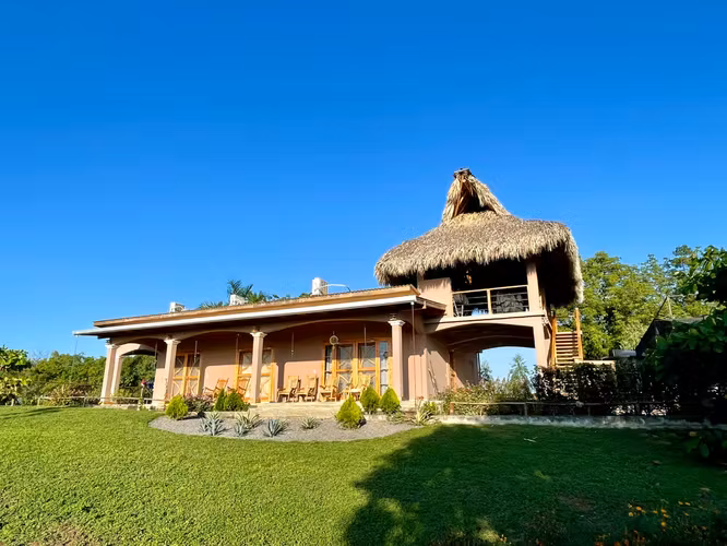 New modern home with ocean view - Imagen 2