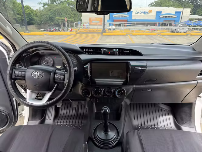 Hilux 2022 Mecanica 4x4 - Imagen 4