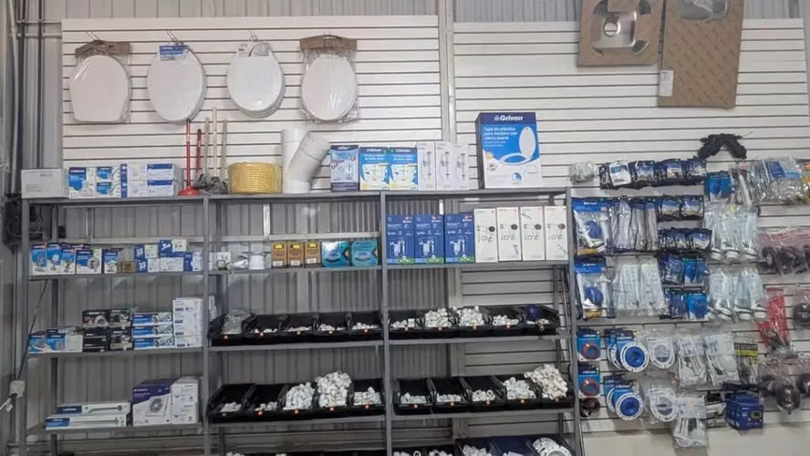 Fontanero profesional y tienda de Fontaneria