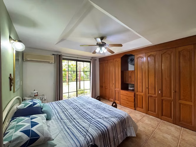 Venta de Casa en Reparto San Juan - Imagen 9
