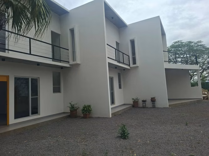 RENTA de 3 Apartamentos independientes en Carretera Sur - Imagen 1