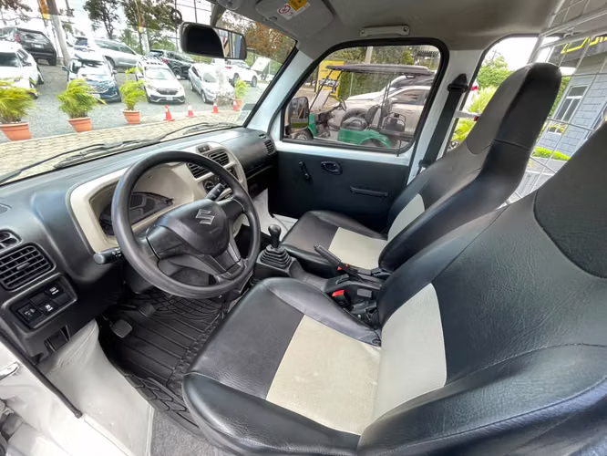Panel Suzuki ECCO 2025