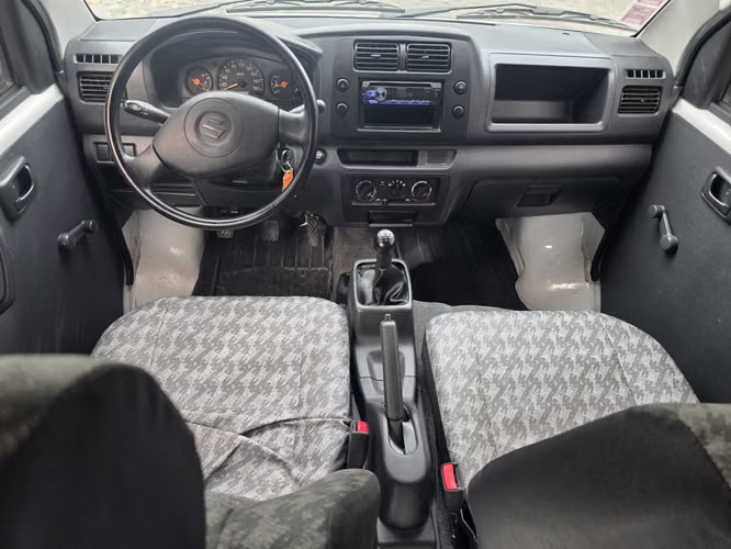 Suzuki APV año 2024