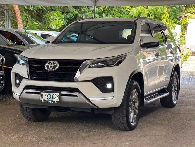TOYOTA FORTUNER SRV FULL EXTRAS - Imagen 5