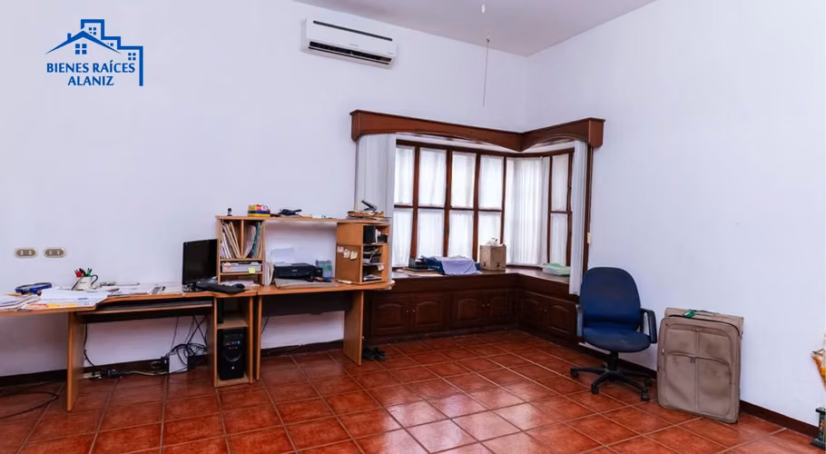 CASA EN VENTA CARRETERA SUR en GANGA - Imagen 6