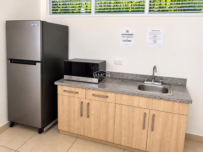 AM-Se Renta Propiedad Comercial con Bodega, Apta para Fábrica o Centro de Operaciones - Imagen 19