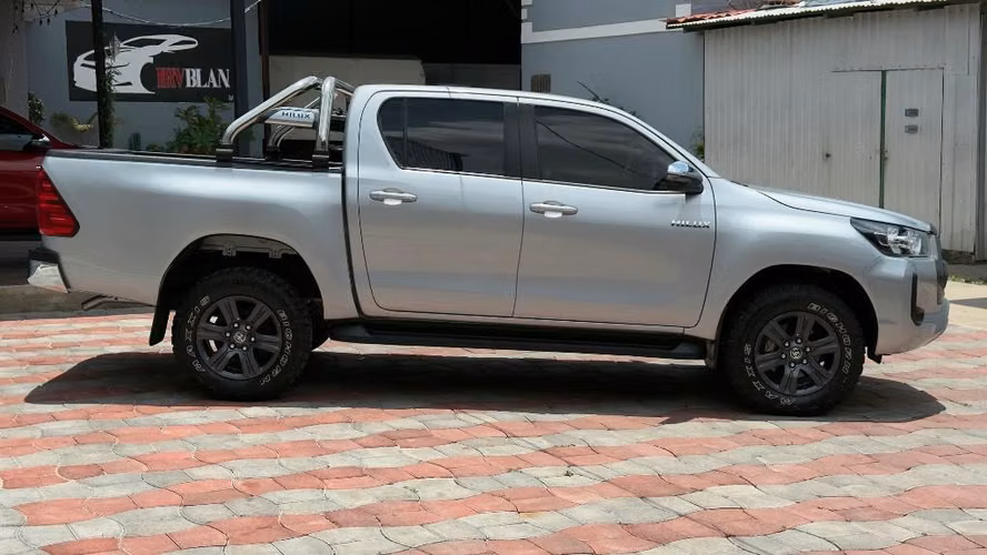 Toyota hilux - Imagen 4