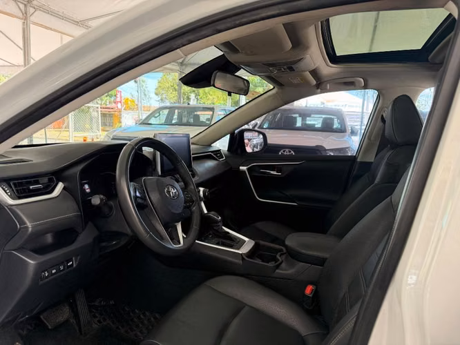 TOYOTA RAV4 AÑO 2022 - Imagen 3