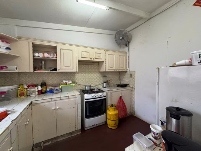 Los Robles Se vende propiedad comercial - Imagen 7