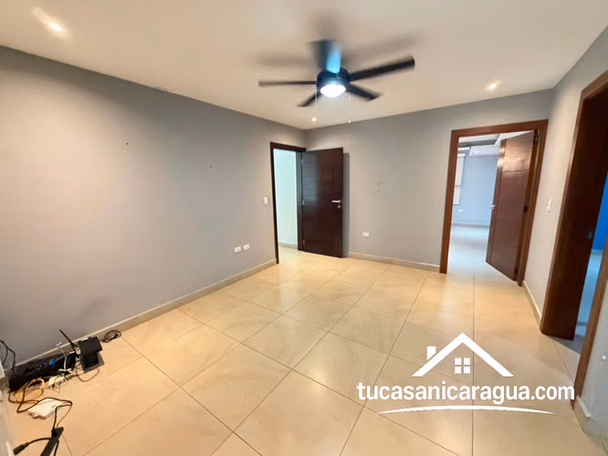 Se Renta Casa Con Piscina de 4 habitaciones + baños - Imagen 13