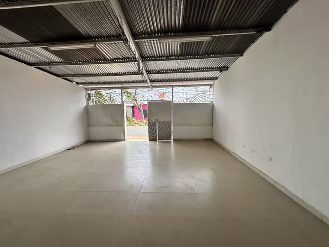 Vendo en Bello Horizonte, con potencial  comercial, CG - Imagen 10
