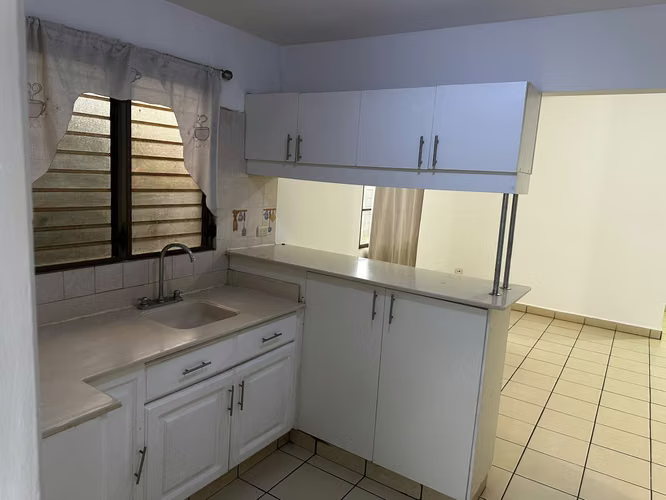CASA EN VENTA – RESIDENCIAL VISTA DE ESQUIPULAS, MANAGUA - Imagen 8