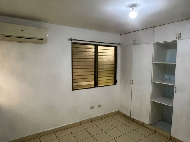 CASA EN VENTA – RESIDENCIAL VISTA DE ESQUIPULAS, MANAGUA - Imagen 5