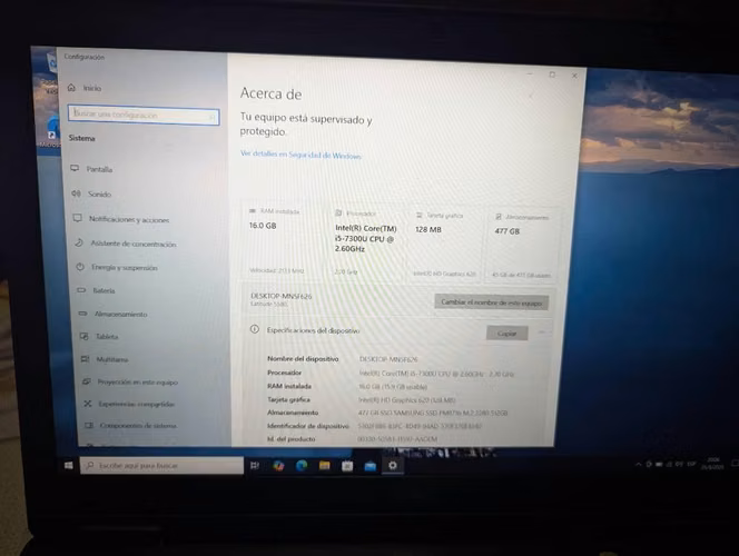 Laptop Dell latitud 5580 - Imagen 3