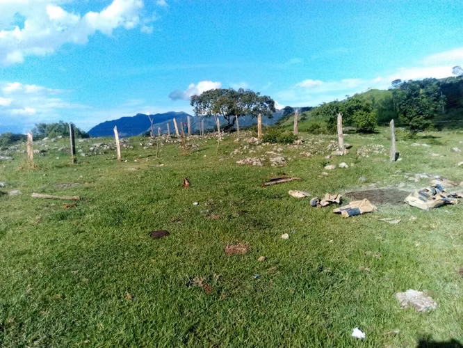 TERRENO DE VENTA (terreno solo...no casa) EN ESQUIPULAS MATAGALPA (ENTRADA OESTE) (20 X 20 V2)