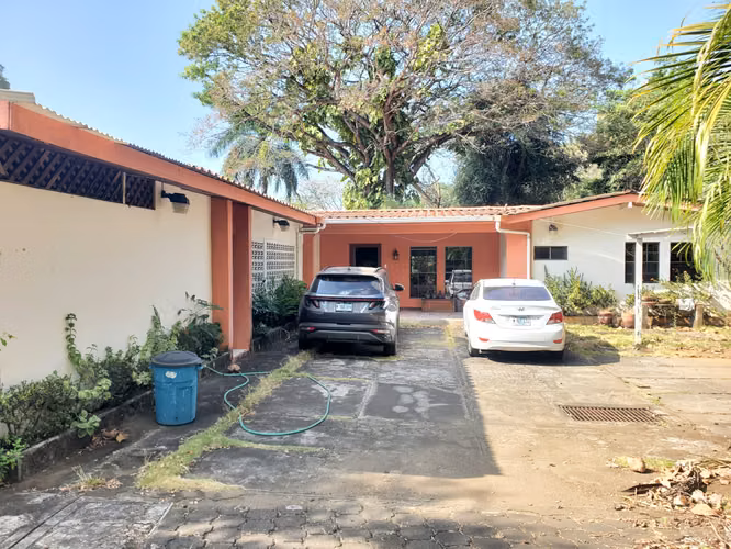 DG-Vendo casa en Sierritas de Santo Domingo - Imagen 2