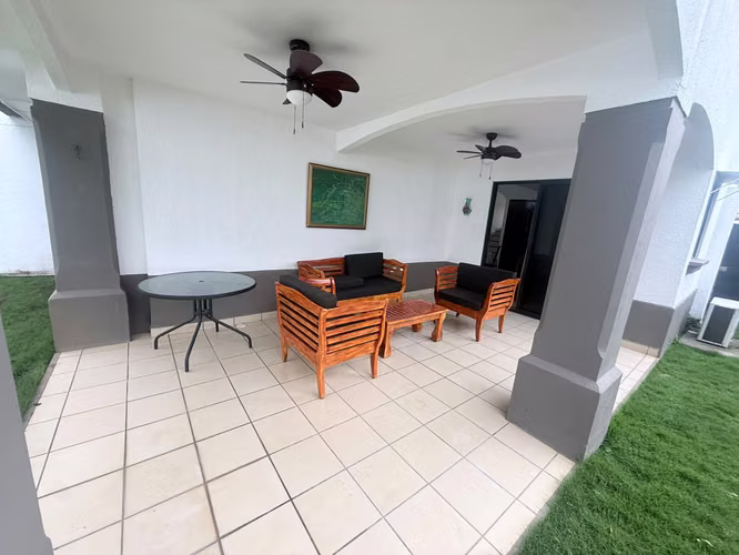 FH | En Renta Casa Amoblada | Condominio cerca de Galerías, Santo Domingo
