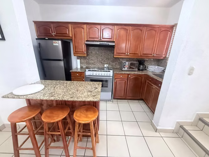 FH | En Renta Casa Amoblada | Condominio cerca de Galerías, Santo Domingo - Imagen 2