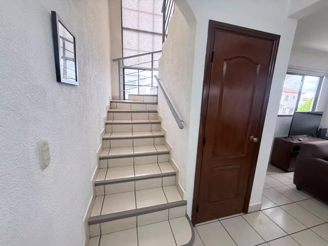 FH | En Renta Casa Amoblada | Condominio cerca de Galerías, Santo Domingo - Imagen 5