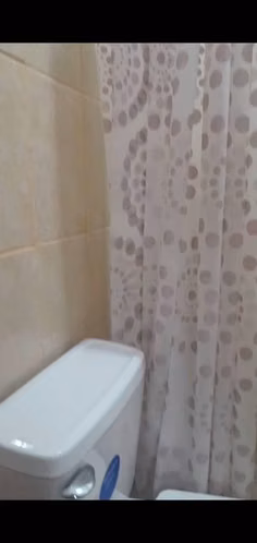 Se alquila habitacion - Imagen 2