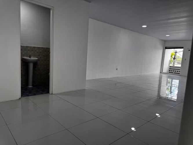 FP- Rento modulo comercial en las colinas - Imagen 6
