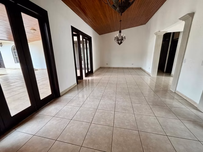 FP- Vendo casa en Santo Domingo - Imagen 5