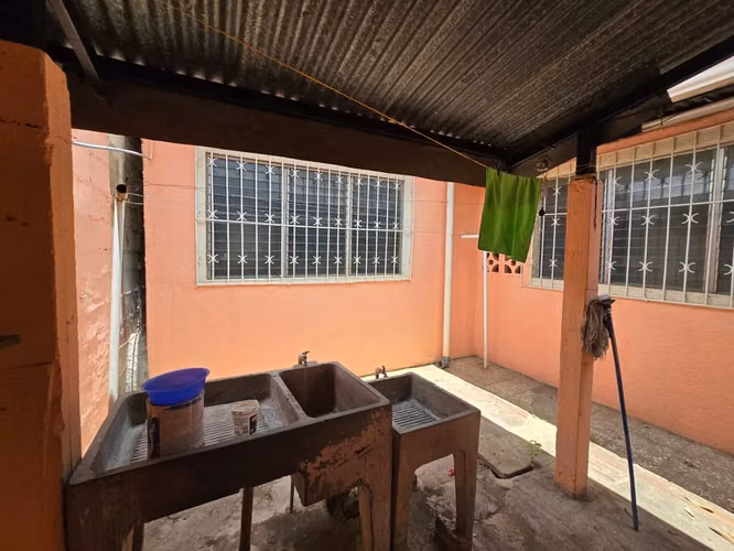 FP- Vendo casa en Villa Libertad - Imagen 2
