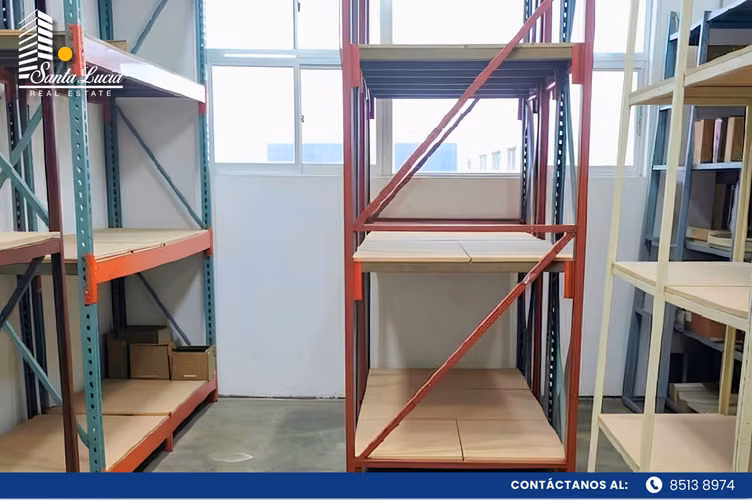 Edificio Comercial en Venta en Mercado Oriental - AC - Imagen 2