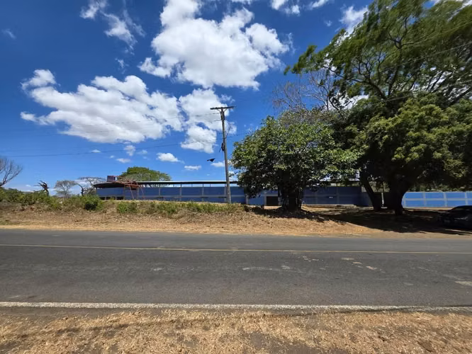 Terreno en Venta frente a estadio de Santa Teresa Carazo