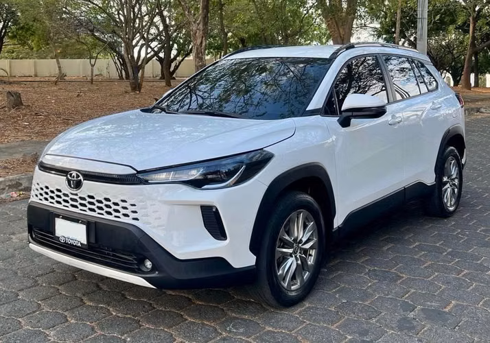 TOYOTA COROLLA CROSS 2025 AUTOMÁTICA - Imagen 2