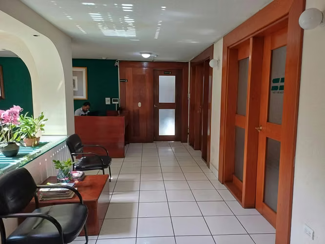 En renta casa para vivienda o negocio sector Plaza  España - Imagen 15