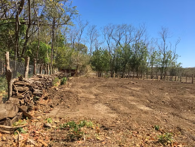 Commercial Property with Endless Possibilities along the Coastal Highway - Imagen 4