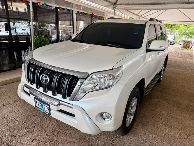 TOYOTA LAND CRUISER PRADO TXL AÑO 2017