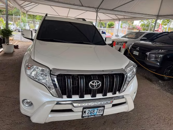 TOYOTA LAND CRUISER PRADO TXL AÑO 2017 - Imagen 2