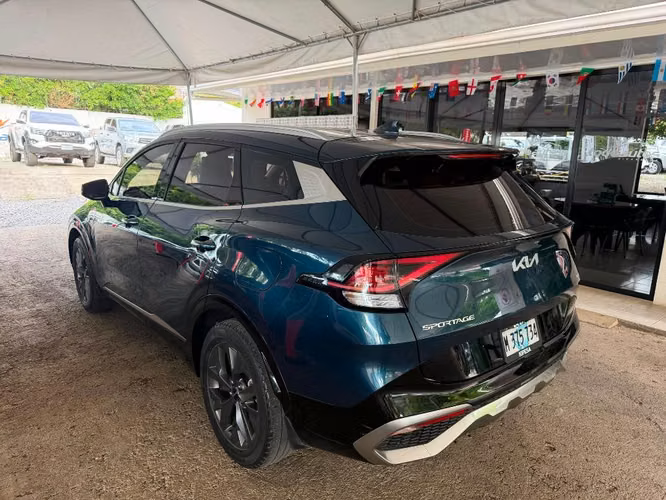 KIA SPORTAGE 4X4 AÑO 2024 - Imagen 3