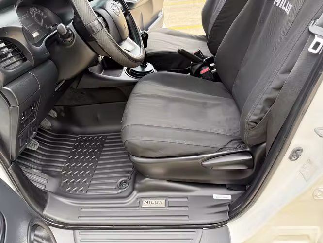Hilux 2022 Mecanica 4x4 NITIDA - Imagen 8