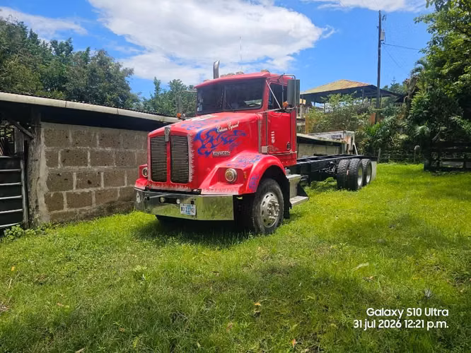 Vendo camion kenwhort doble eje freno de aire freno de motor