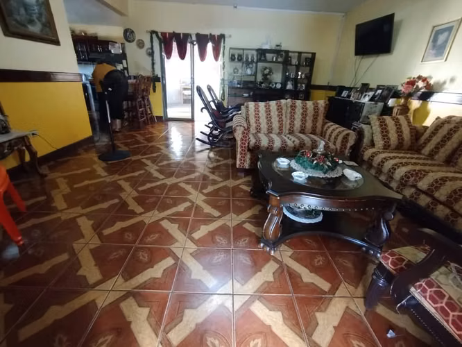 FP- Vendo casa en Campo Bruces-Managua - Imagen 9