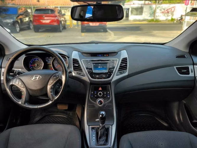 HYUNDAI ELANTRA 2015 GLS - Imagen 6