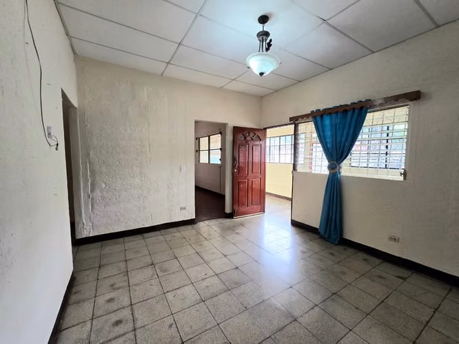 MF Se vende acogedora casa en Villa Libertad - Imagen 19