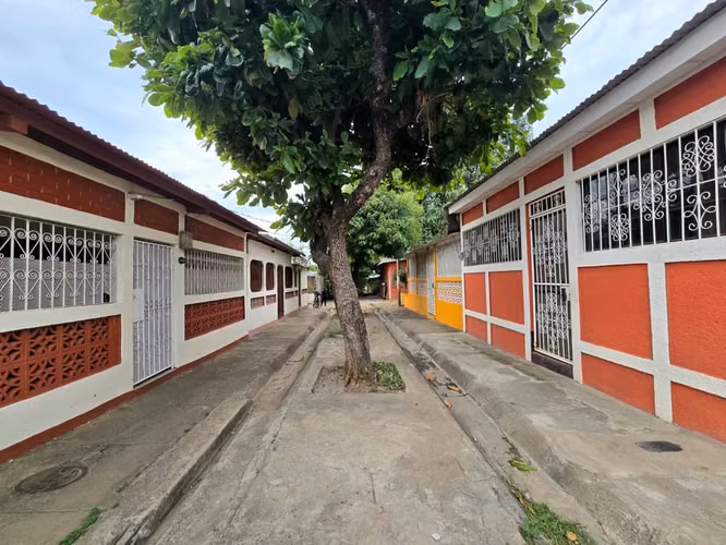 MF Se vende acogedora casa en Villa Libertad - Imagen 17