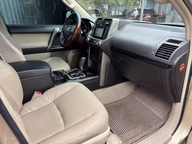 Toyota Land Cruiser año 2011 - Imagen 14