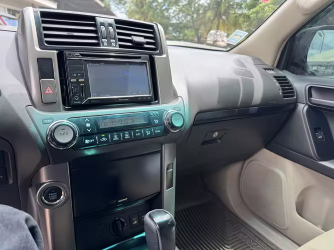 Toyota Land Cruiser año 2011 - Imagen 16